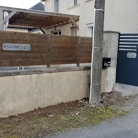 Magnifique Studio Piscine Chauffee Selon Periode * Sevremont